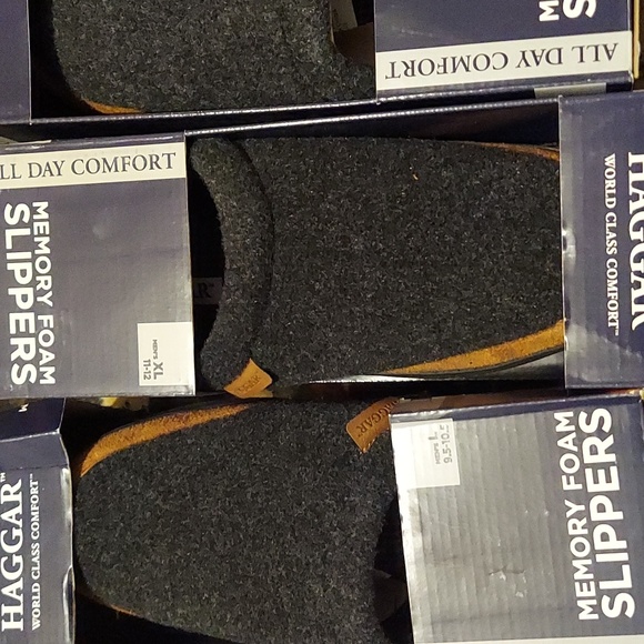 Haggar Men's Microsuede Trim Bumper Felt Clogs - CHARCOAL - Picture 2 of 4